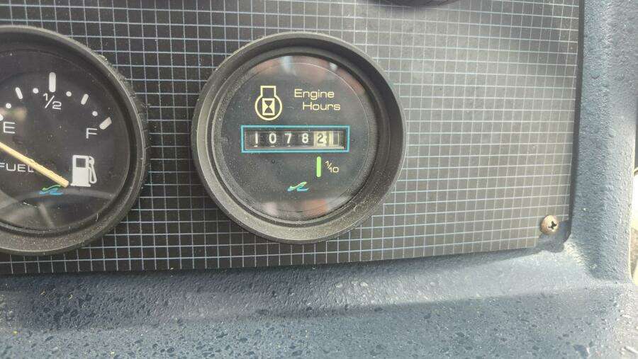 1988 Sea Ray 390 Express Cruiser