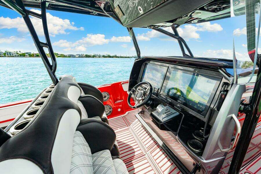 2022 Nor-Tech 390 SS