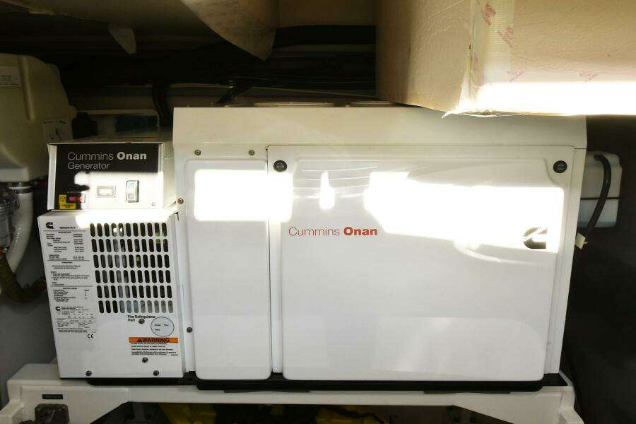 2018 Prestige 560 Fly