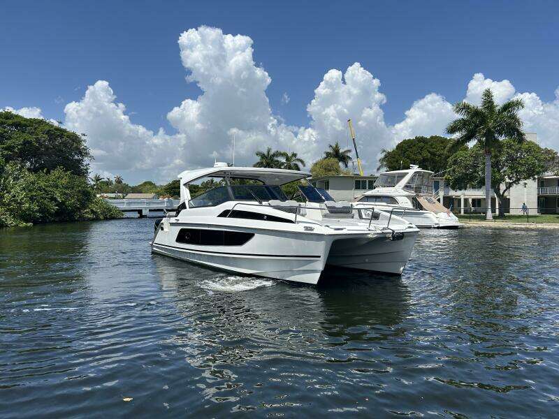 2020 Aquila 36 Sport