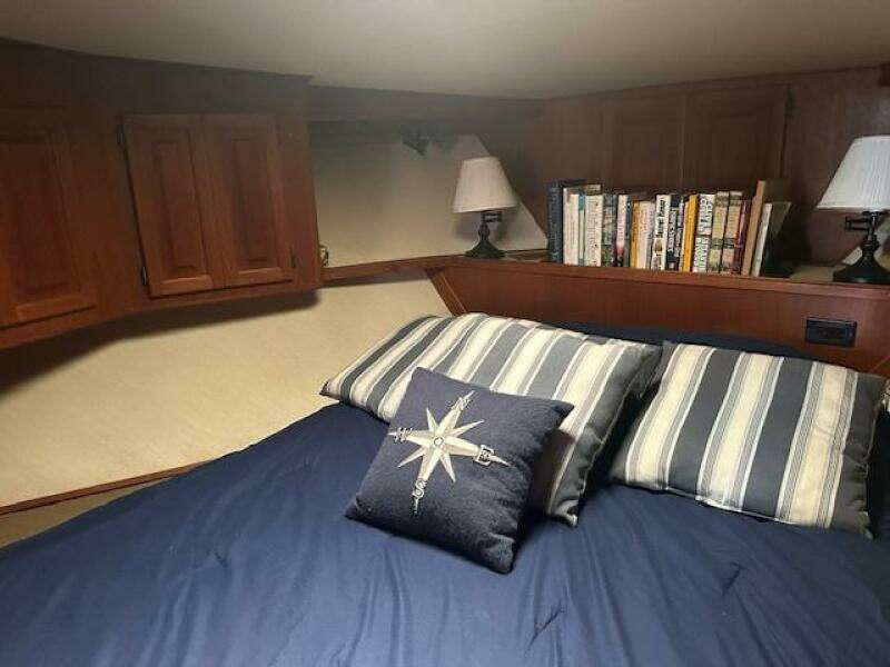 1988 Viking 45 Convertible