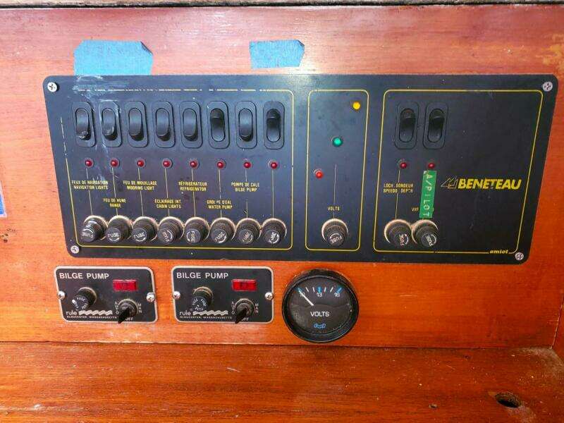 1985 Beneteau Catamaran Twin Keel