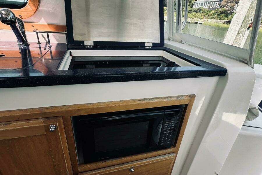 2007 Sabreline 34 Express