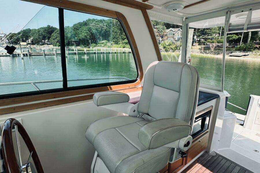 2007 Sabreline 34 Express