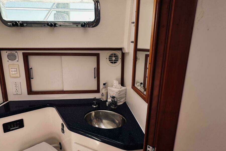 2007 Sabreline 34 Express