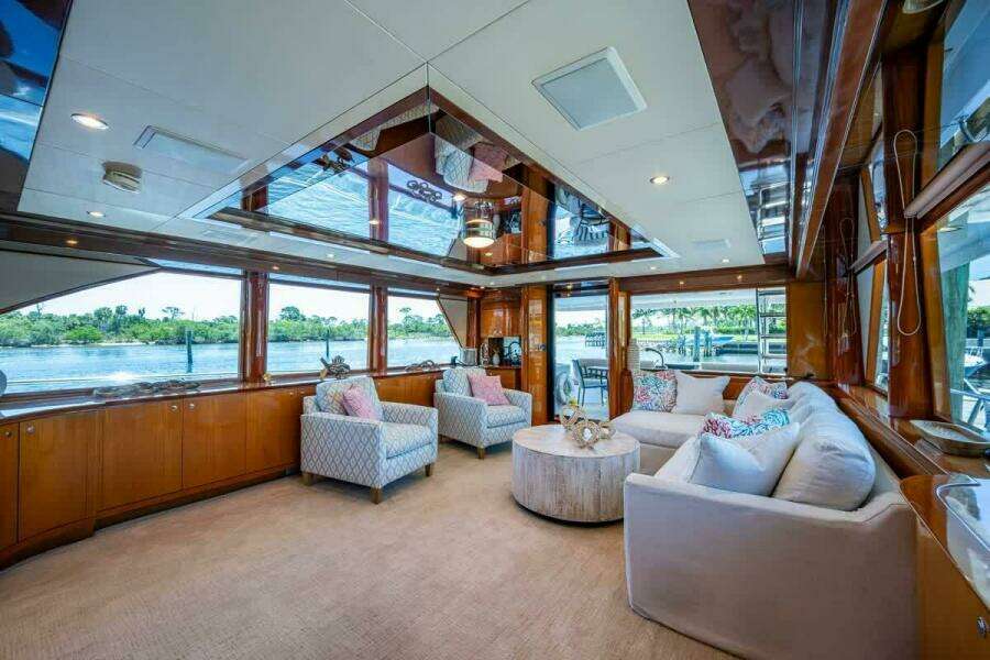 Ocean Alexander 78 Somewhere In Time- Salon