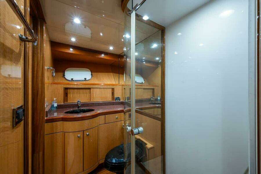 Ocean Alexander 78 Somewhere In Time- Head