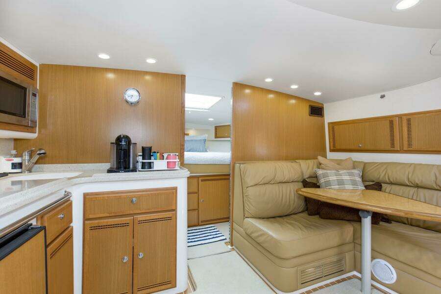 2007 40 Cabo Express Big Blue Cabin (8)