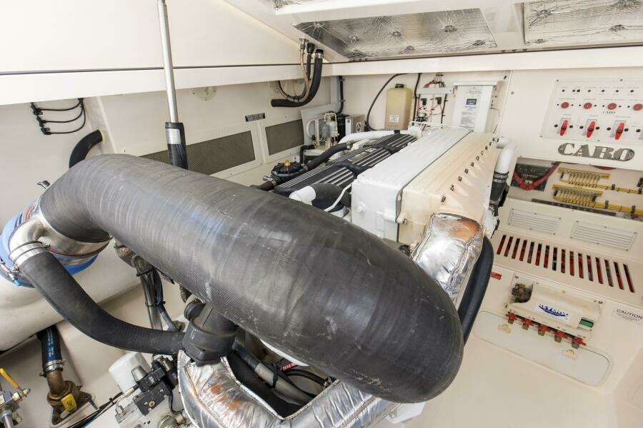 2007 40 Cabo Express Big Blue Engine Room (5)