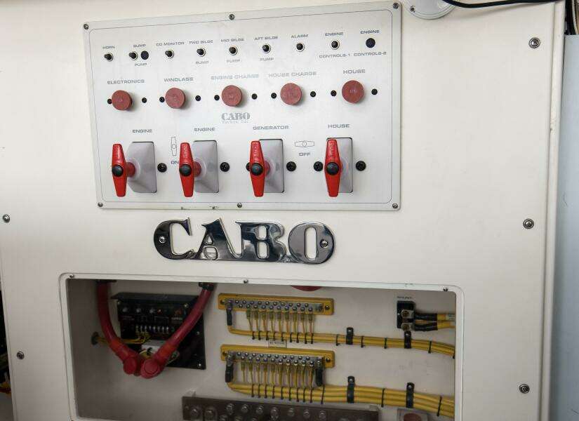 2007 40 Cabo Express Big Blue Engine Room (2)