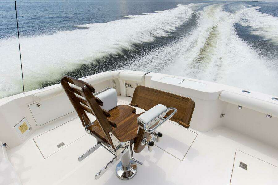 2007 40 Cabo Express Big Blue Deck (2)