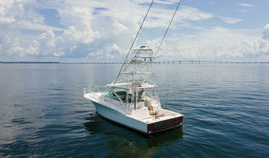 2007 40 Cabo Express Big Blue Exterior (1)