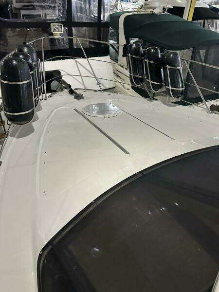 2003 Carver 396 Aft Cabin MY