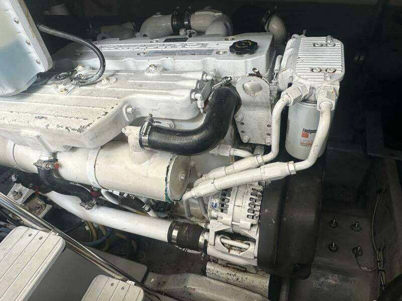 2009 Meridian 441 Sedan