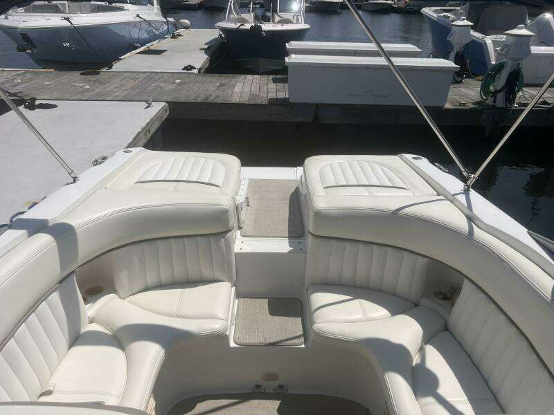 Transom Seating Area