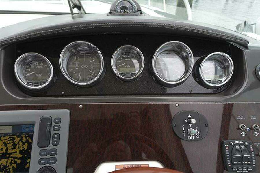 2010 Sea Ray 310 Sundancer