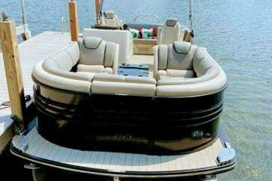 2018 Harris FloteBote 250 Grand Mariner Single Lounging Double Tritoon