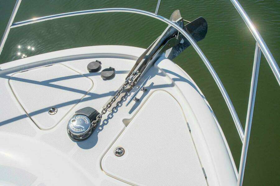 2006 Meridian 411 Sedan