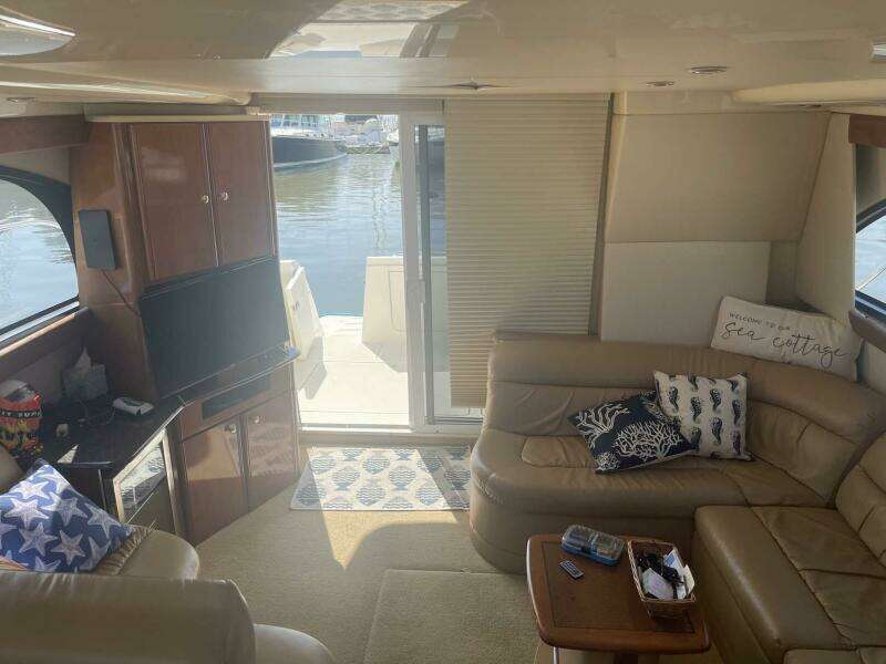 2006 Meridian 411 Sedan