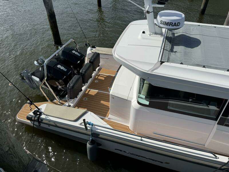 2022 Axopar 37 XC CROSS CABIN