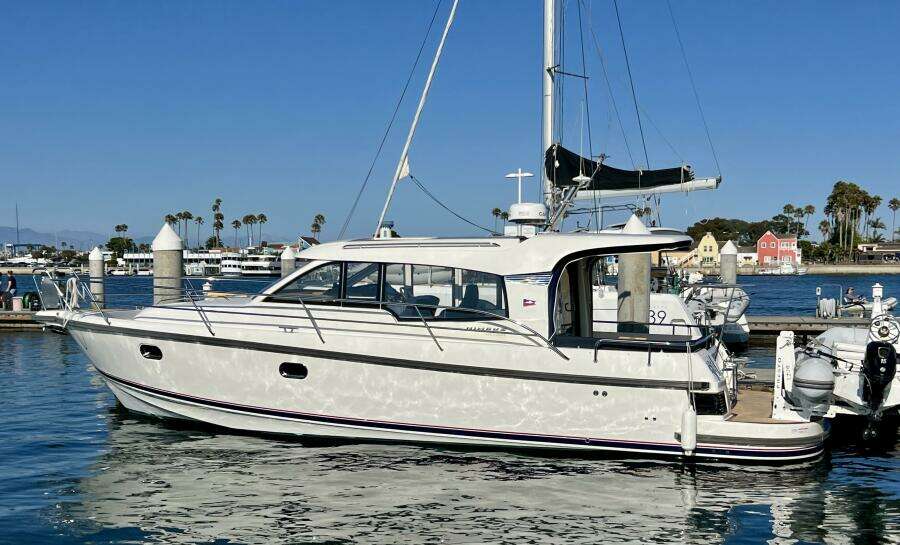 2018 Nimbus 365 Coupe