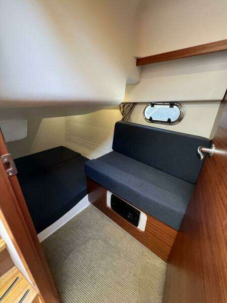 2018 Nimbus 365 Coupe