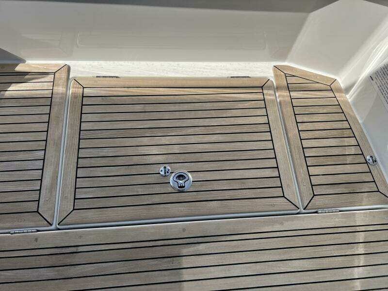 2018 Nimbus 365 Coupe