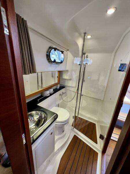 2018 Nimbus 365 Coupe