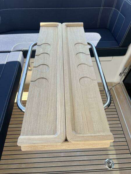 2018 Nimbus 365 Coupe