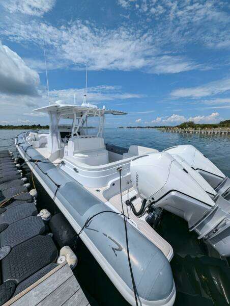 2015 Yellowfin RIB
