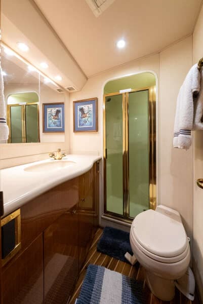 2003 Viking 45 Convertible Big Sky