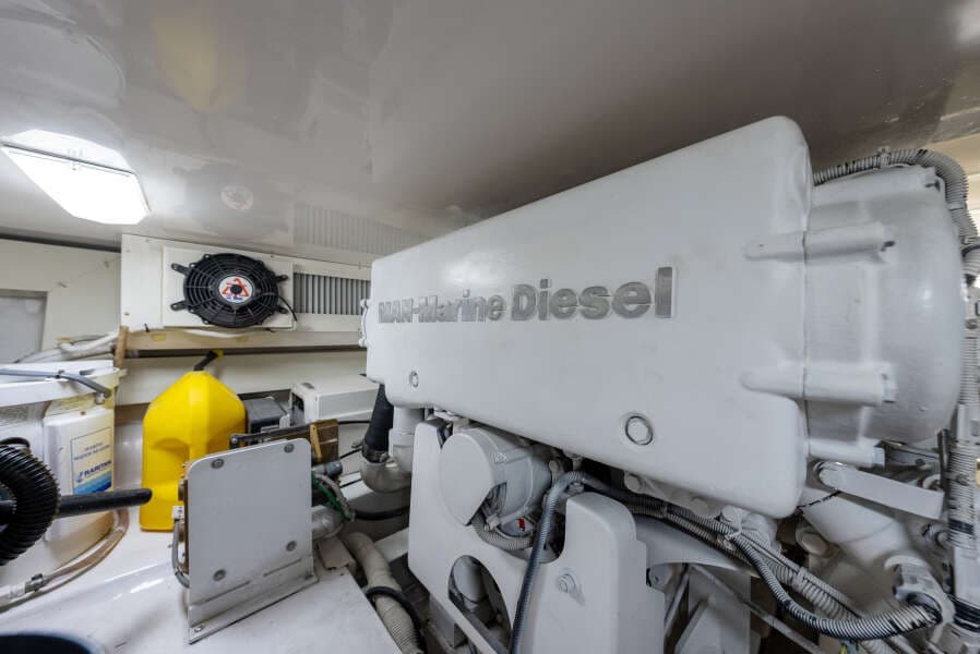 2003 Viking 45 Convertible Big Sky