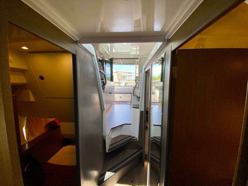 2024 Jeanneau Merry Fisher 1095 Fly