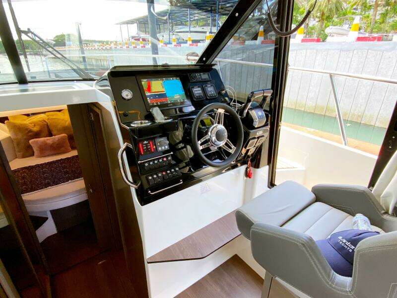 2024 Jeanneau Merry Fisher 1095 Fly