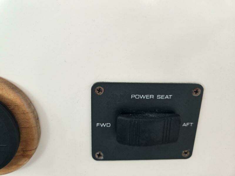 2001 Tiara Yachts 3800 Express