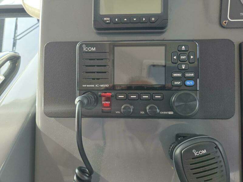 2001 Tiara Yachts 3800 Express