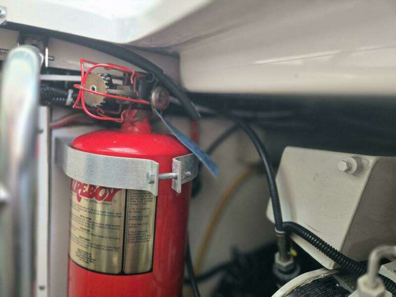 2001 Tiara Yachts 3800 Express