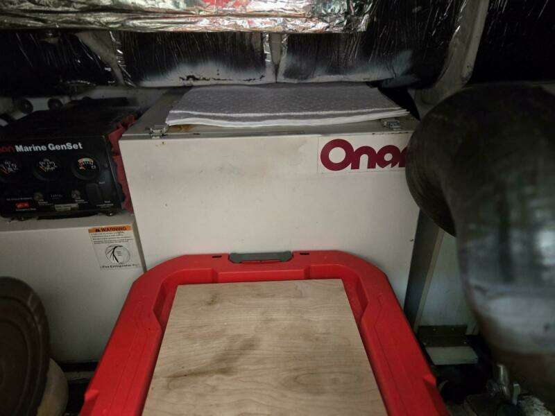 2001 Tiara Yachts 3800 Express