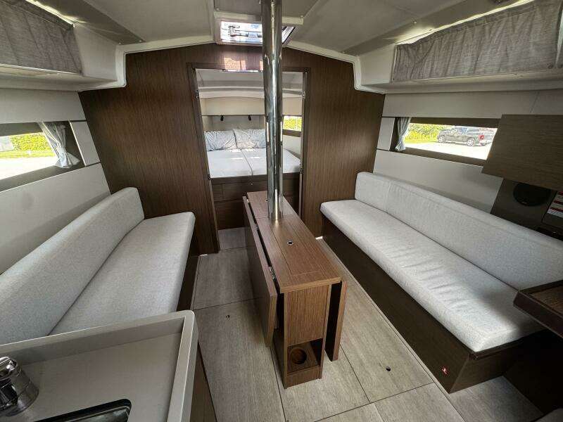 2023 Beneteau Oceanis 38.1