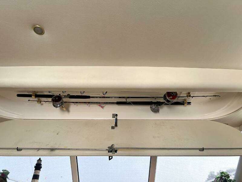 2002 Silverton 42 Convertible