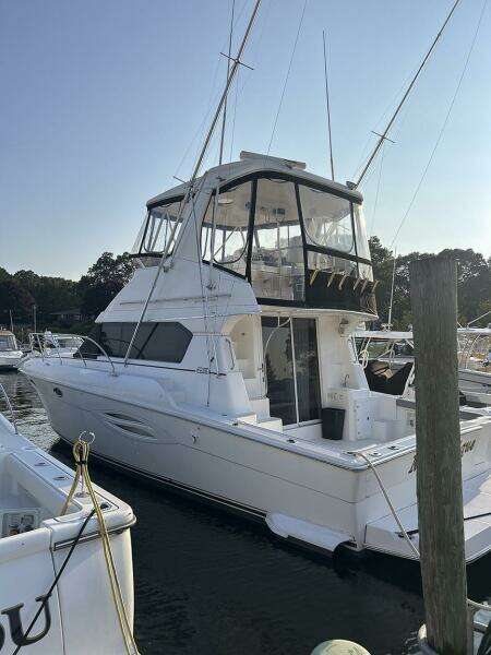 2002 Silverton 42 Convertible