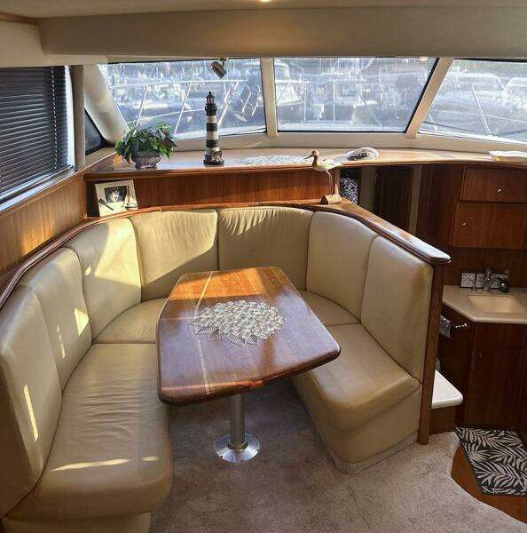 2002 Silverton 42 Convertible