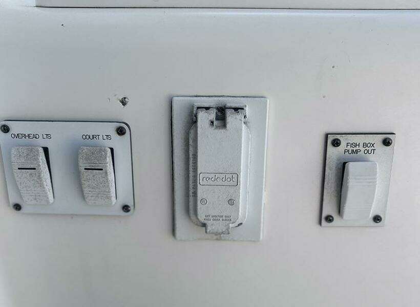 2002 Silverton 42 Convertible