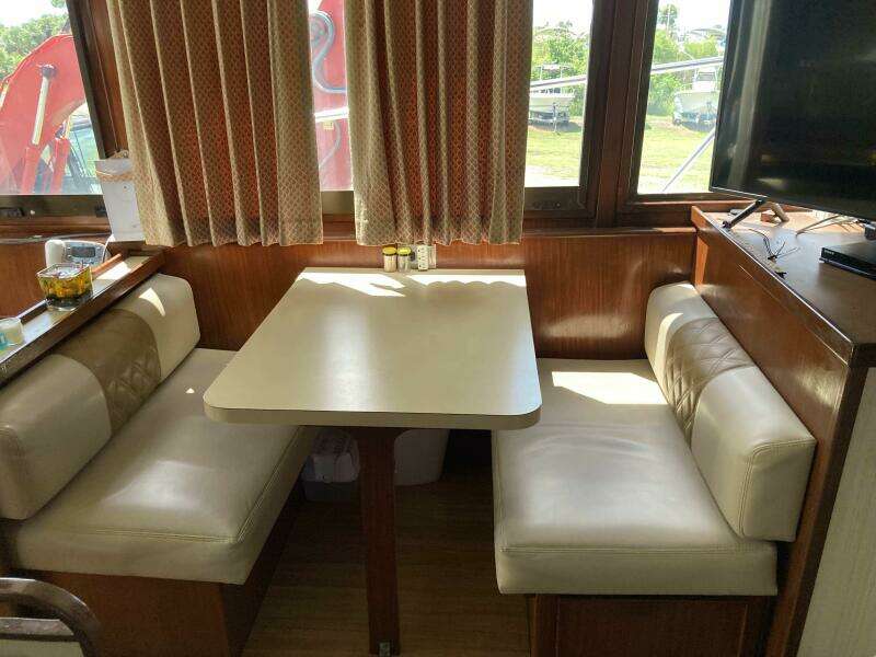 1985 Hatteras Sport Fish