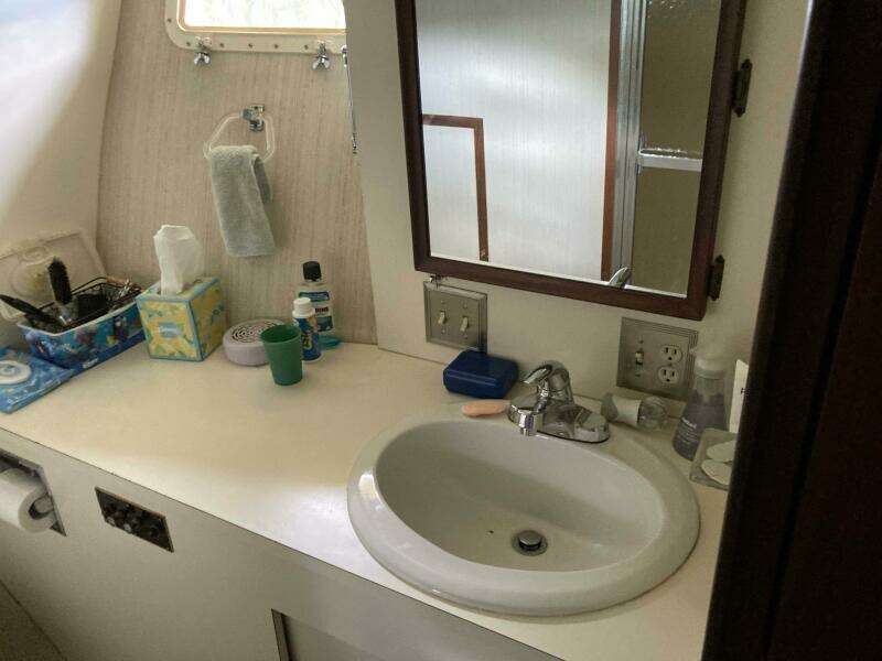 1985 Hatteras Sport Fish