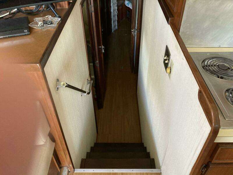 1985 Hatteras Sport Fish