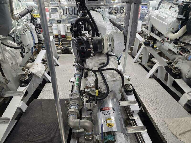 1986 Gulf Craft Passenger