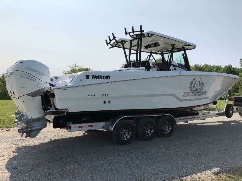 2022 Wellcraft 352 Fisherman