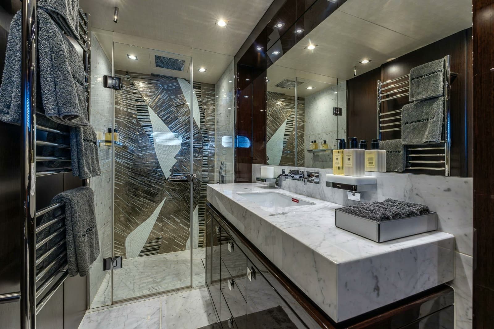 2020 Sunseeker Sunseeker 116 Yacht