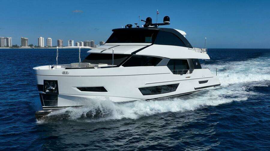 2021 Ocean Alexander 27 Explorer